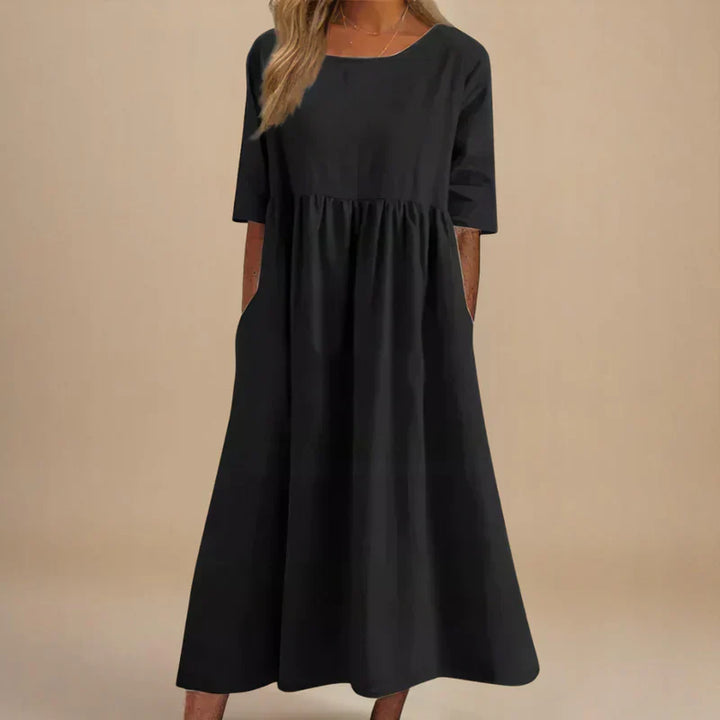 Suzie | Flattering Dress