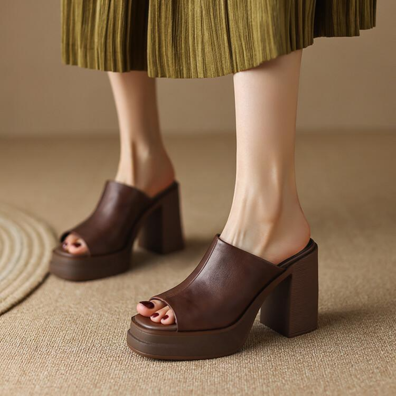 Gigi™ | Sleek Platform Sandals