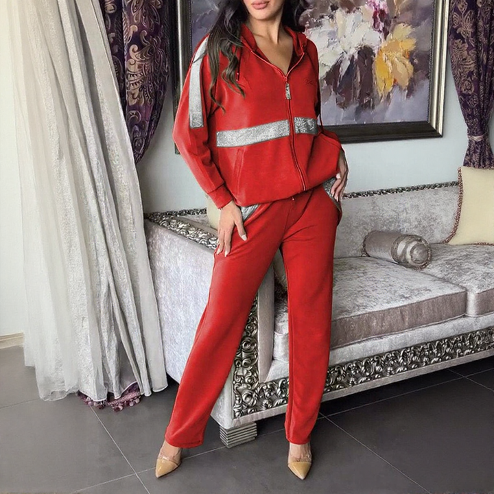 Chloe I Elegant Comfort Set