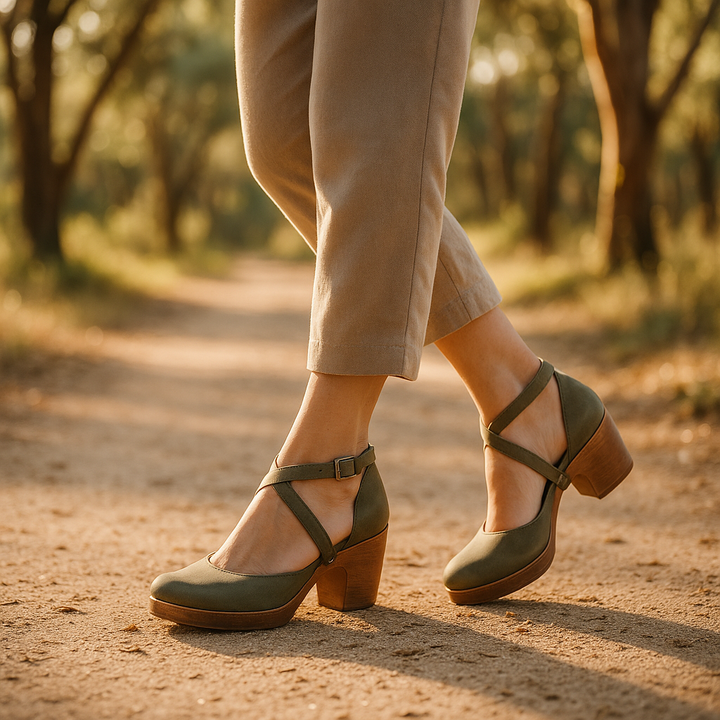 Teresa™ | Elegant Wedge Heels with Closed Toe & Ankle Strap