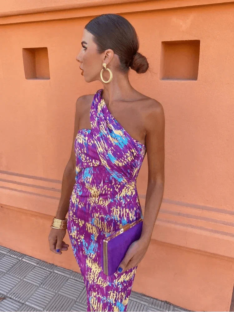 Irmgardi | Elegant dress with one shoulder