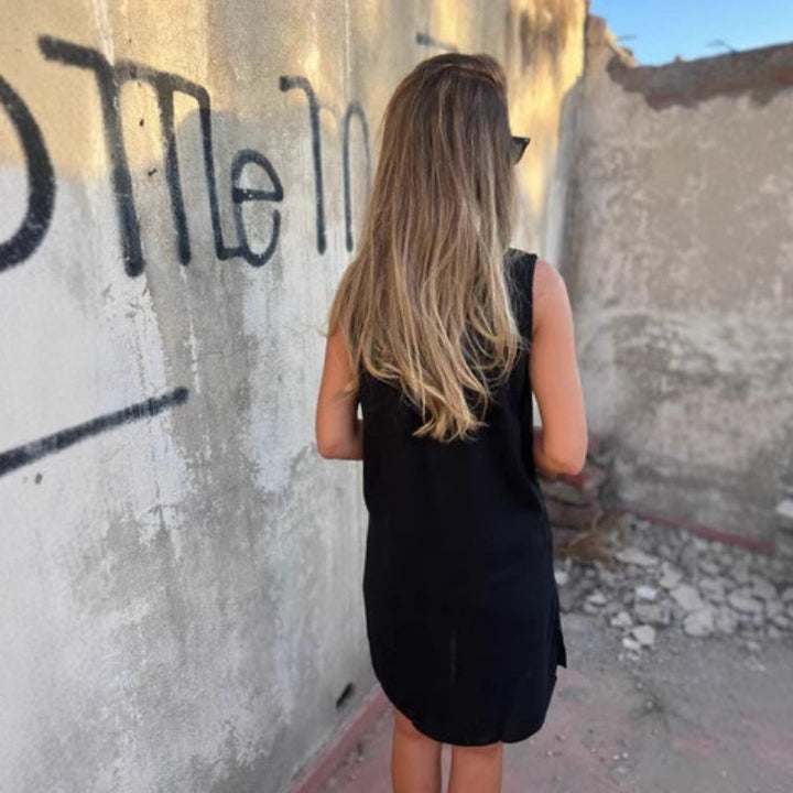 Anaïs I Sleeveless Dress with Buttons and Pockets